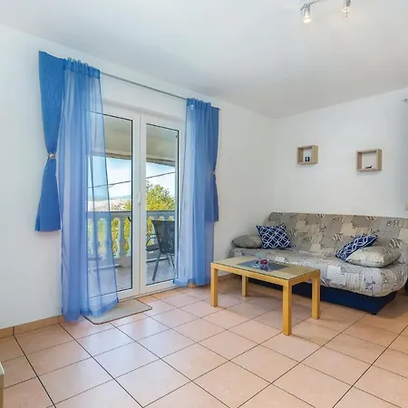 Lovely In With Kitchen *